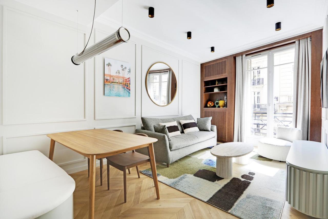 Pick A Flat'S Apartment In Triangle D'Or - Pierre 1Er De Serbie Paris Exteriör bild